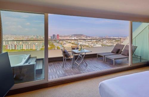 L'Hospitalet de Llobregat Hotel | Hyatt Regency Barcelona Tower