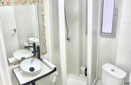 Figares Apartment | Luna Centro 5 Habitaciones 8 Personas Zona Recogidas