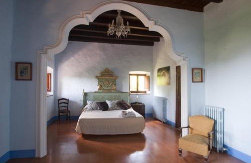 Sant Feliu de Pallerols House | Casa Prat