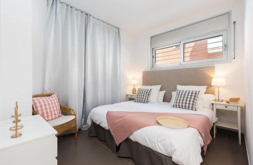 Cornella de Llobregat Apartment | Apartamentos Cornellalux 2