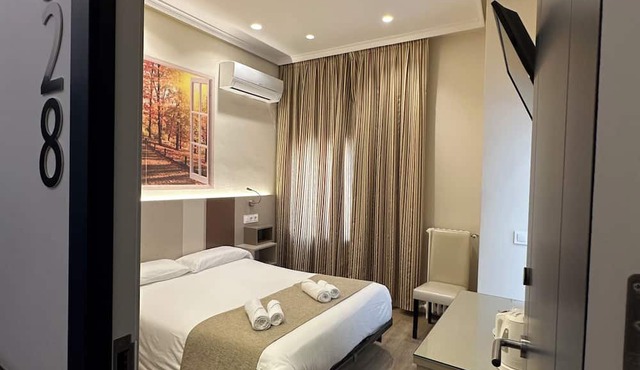 Hostal Atocha Almudena Martin