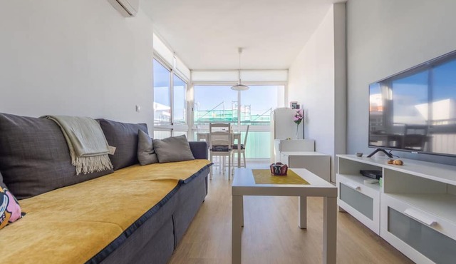 Cosy apartment for 3 guests with WIFI, A/C and TV
