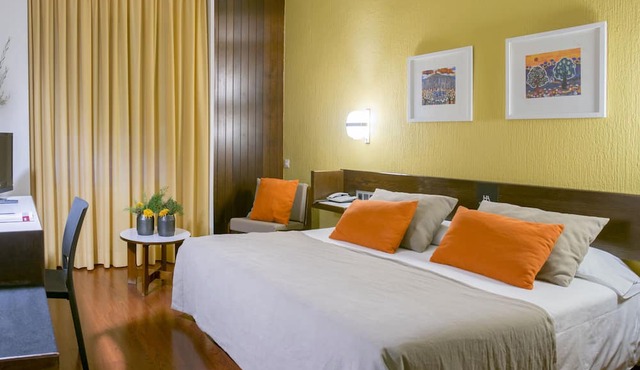 Hotel America