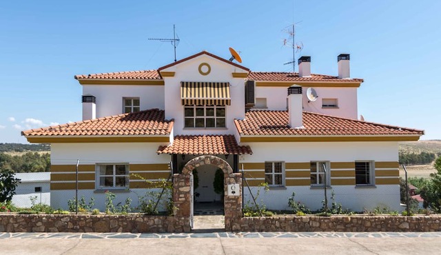 Casa Rural Casa Valdecaballeros