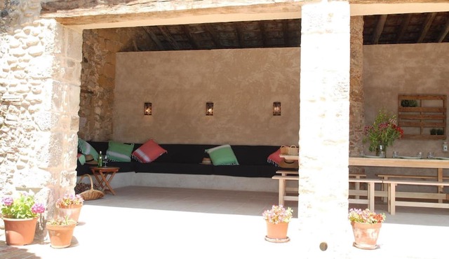 Villa in Navata with swimming pool
