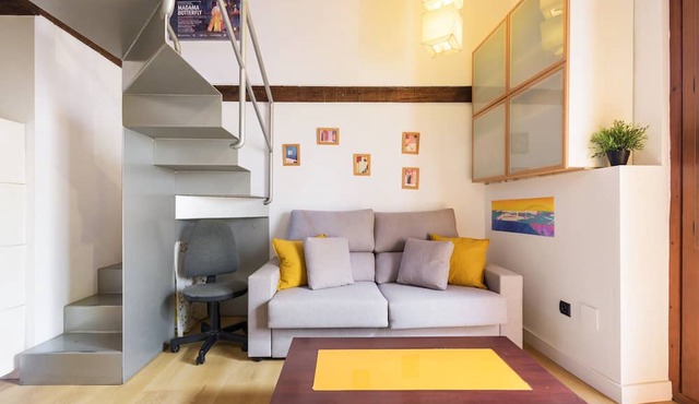 Holiday Apartment 'Loft De Un Arquitecto' with Balcony, Wi-Fi & Air Conditioning