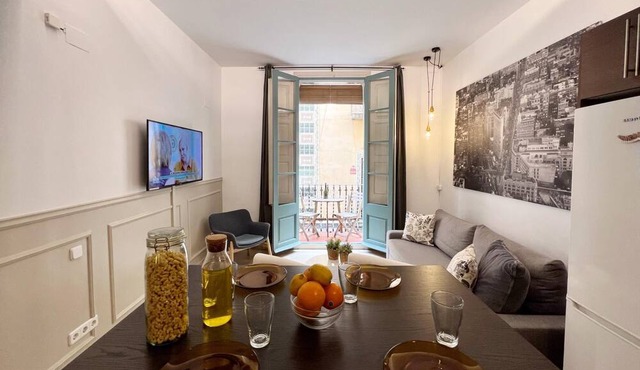 Torre de Gracia Apartment Barcelona with balcony