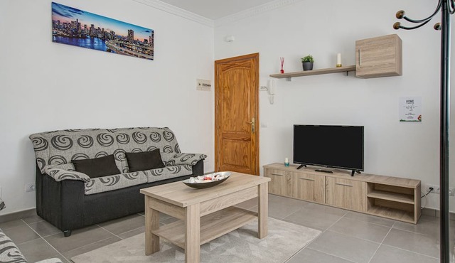 Apartment “2A Francesca” close to the Sea with Wi-Fi & Fans