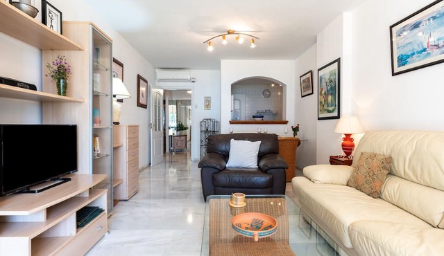 Apartment "Mi Capricho Beachfront Apt" with Wi-Fi & Shared Pool
