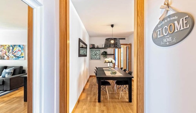 Apartamento lujo& piscina junto Barcelona Centro