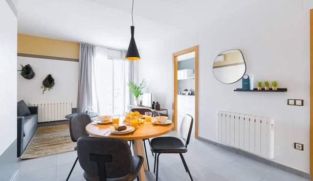 Sweett | Callao III - Two Bedroom Apartment, Sleeps 4