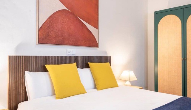 Intimate Eixample: art & style
