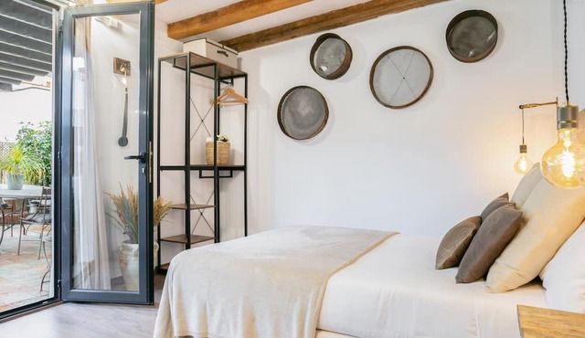 Cozy house with private terrace Sagrada Familia