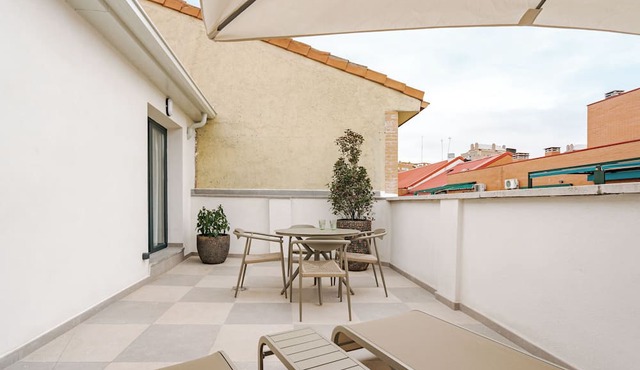 Numancia Apartments by Olala Homes