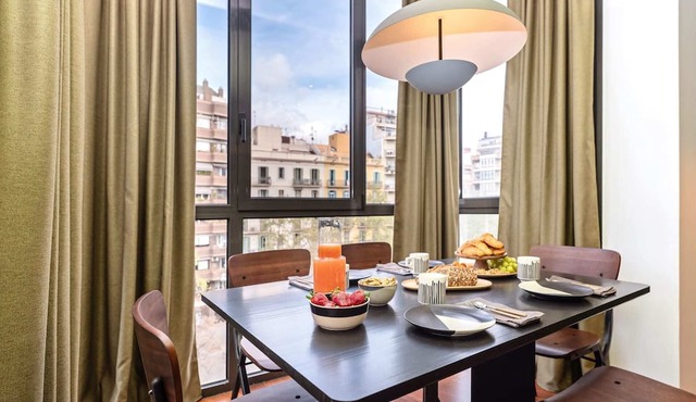 Sweett | Roma 6A - Three Bedroom Apartment, Sleeps 6