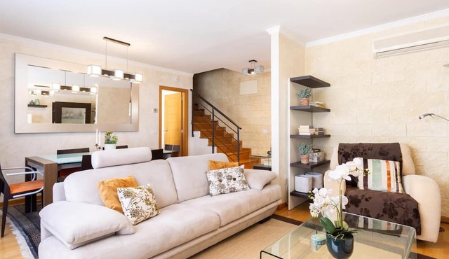 Rooftop Cityview Classic Suite