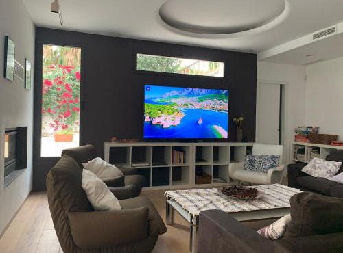 Take a break Wonderful villa with pool and garden