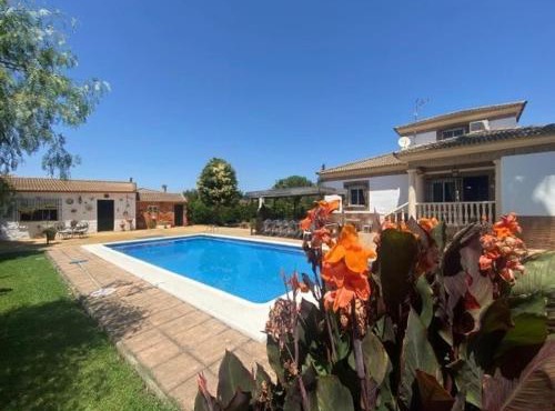 Chalet Villa Rossmar
