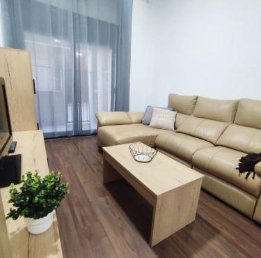 3 Bedroom apartment 20 minutes from Lleida - Families & Professionals