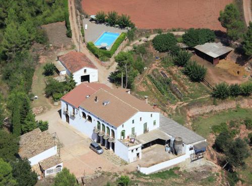 Luxurious Cottage in Sant Salvador de Guardiola