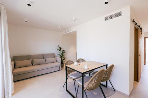 Malacosta A - MC Apartments Ibiza