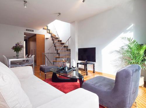 My Space Emirates - Park Güell Triplex with Private Terrace