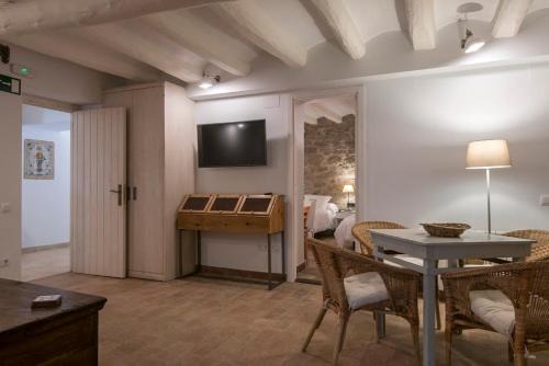 La Vila d'Argençola - Apartamentos